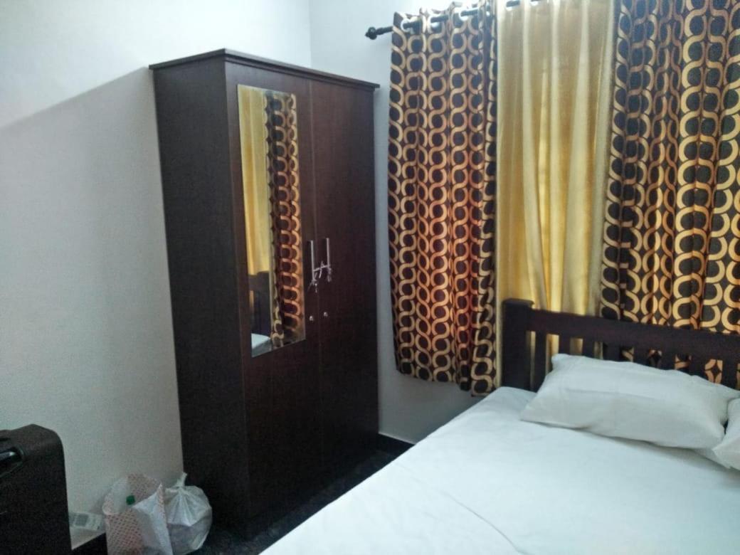 Coral Homes Kochi Pokoj fotografie